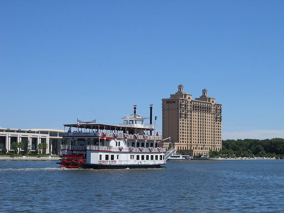 riverboat cruise things to do in savannah