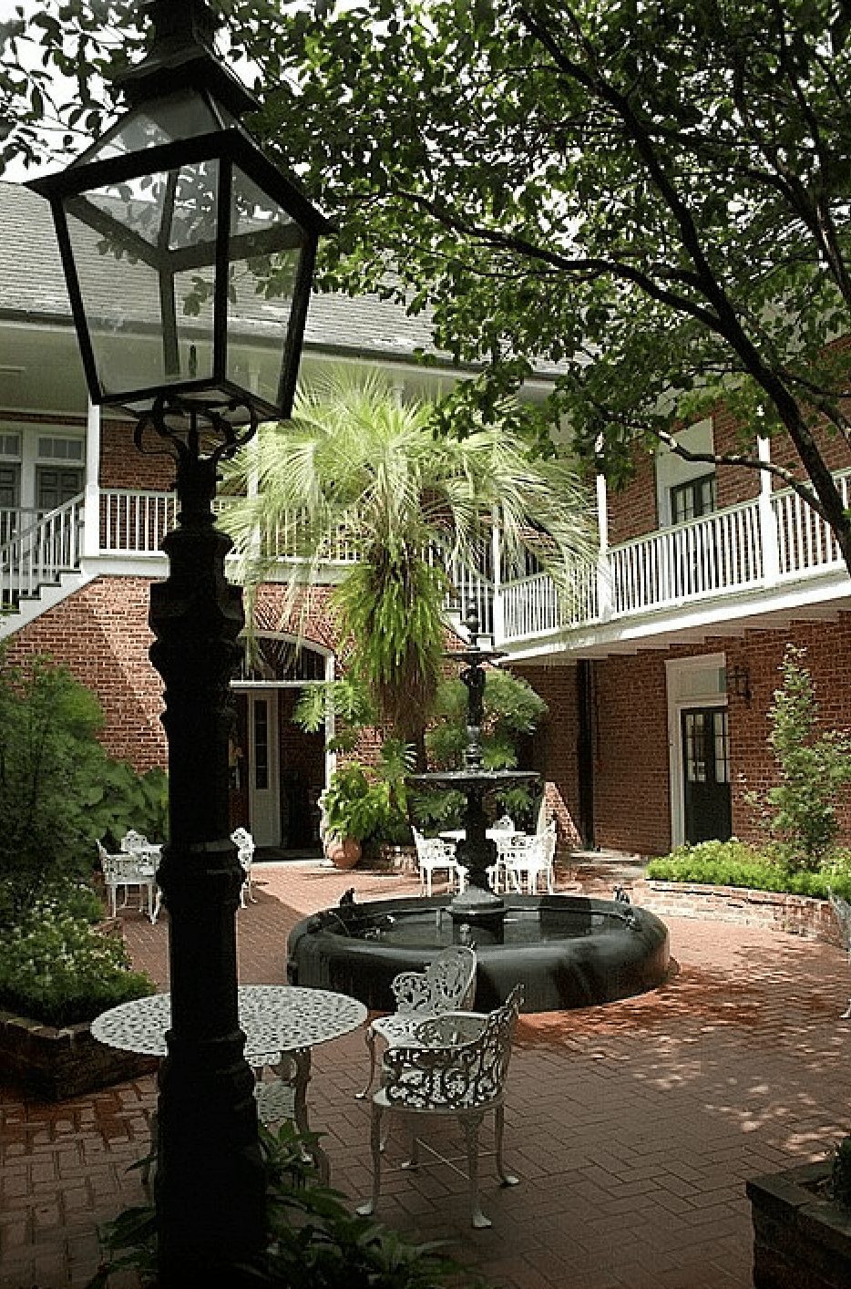 accommodation New Orleans travel guide