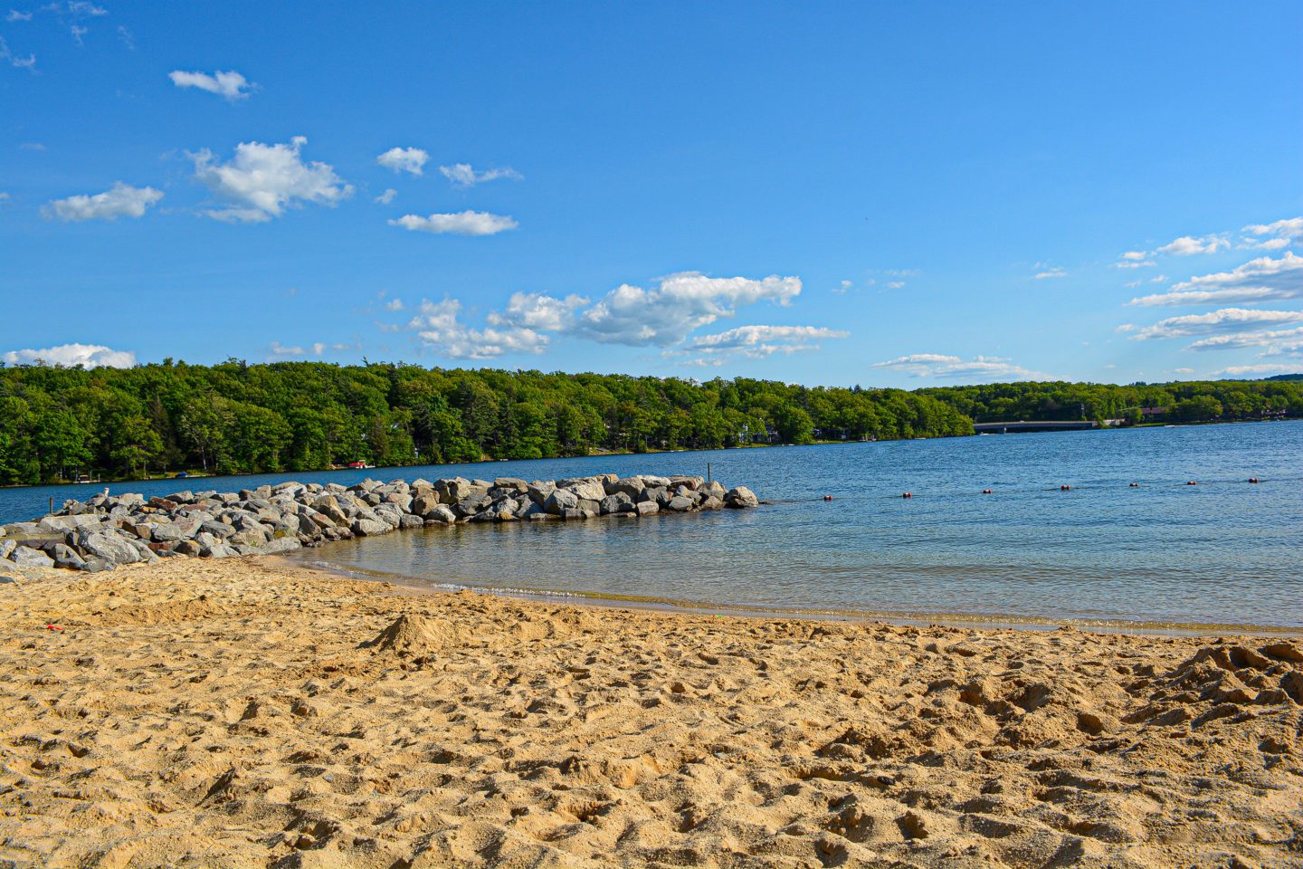 Deep creek lake in maryland